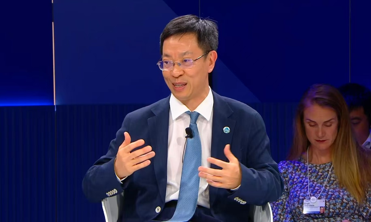 Yu Miaojie Attends 2026 World Economic Forum: Less Talk, More Deals