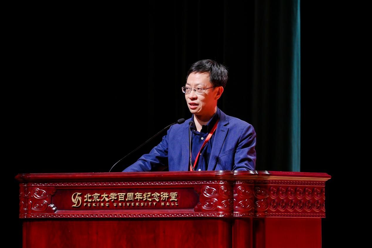 Yu Miaojie Gave a Keynote Speech at the China Entrepreneur Summit