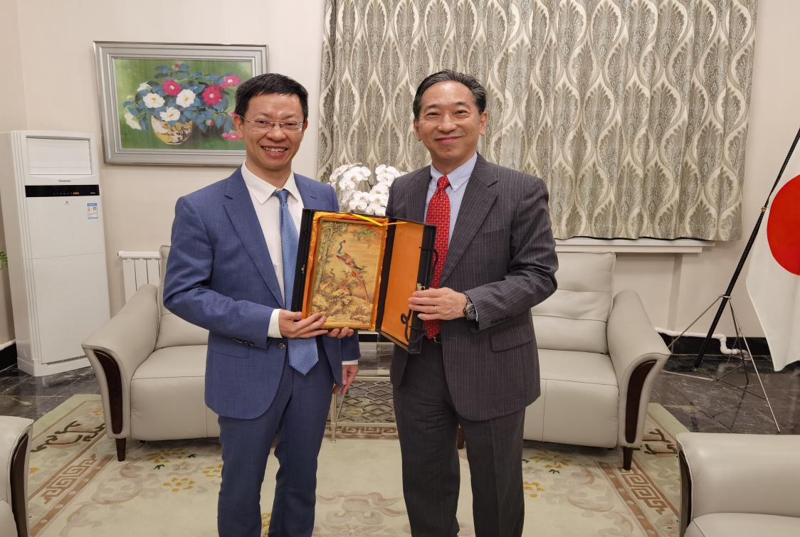 Professor Yu Miaojie Invited to Attend Diplomatic Academic Exchange at the Residence of Consul-General of Japan in Shenyang